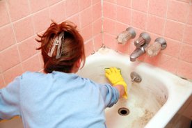 Doctor issues horrifying warning to anyone who finds 'pink slime' around bathroom sink