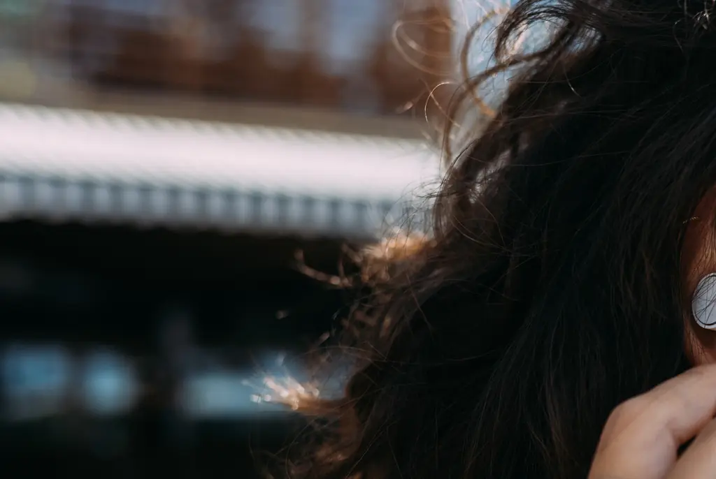 Social media users are alarmed after watching simulation about what's on headphones when you put them in your ears