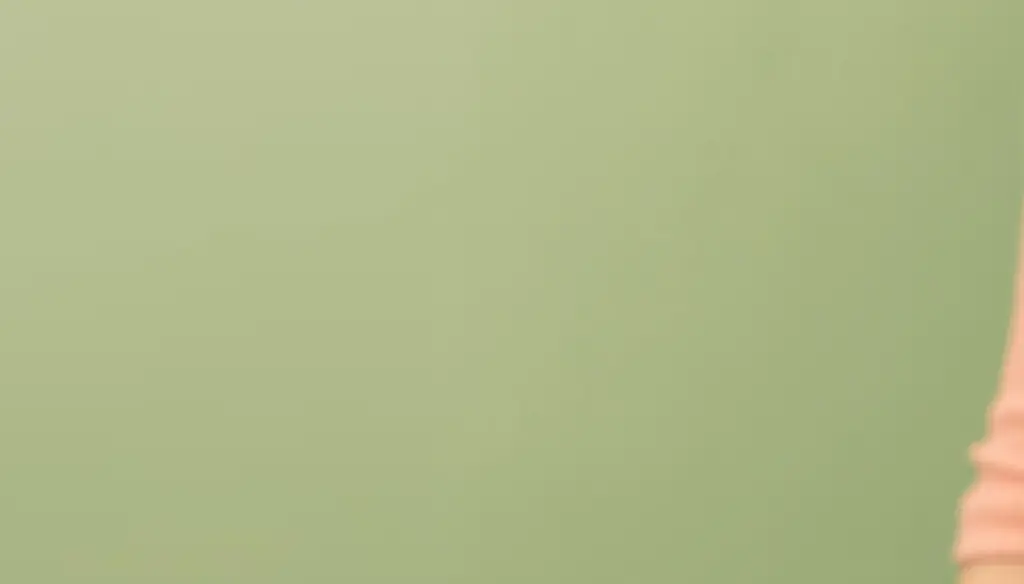 Woman who was diagnosed with cervical cancer at 29 reveals the four common signs she had ignored