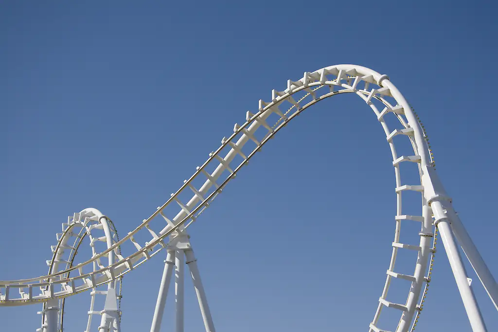 A Lithuanian designer has invented a way to kill people on a roller coaster that deprives your brain of oxygen. Credit: WilliamSherman / Getty