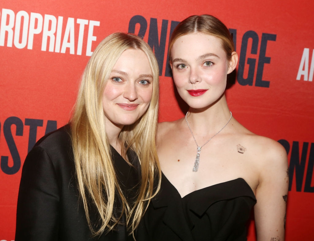 Dakota and Elle Fanning