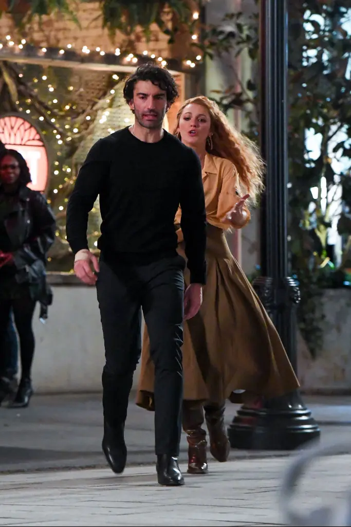 Blake Lively and Justin Baldoni on the set of It Ends With Us. Credit: Robert Kamau / Getty