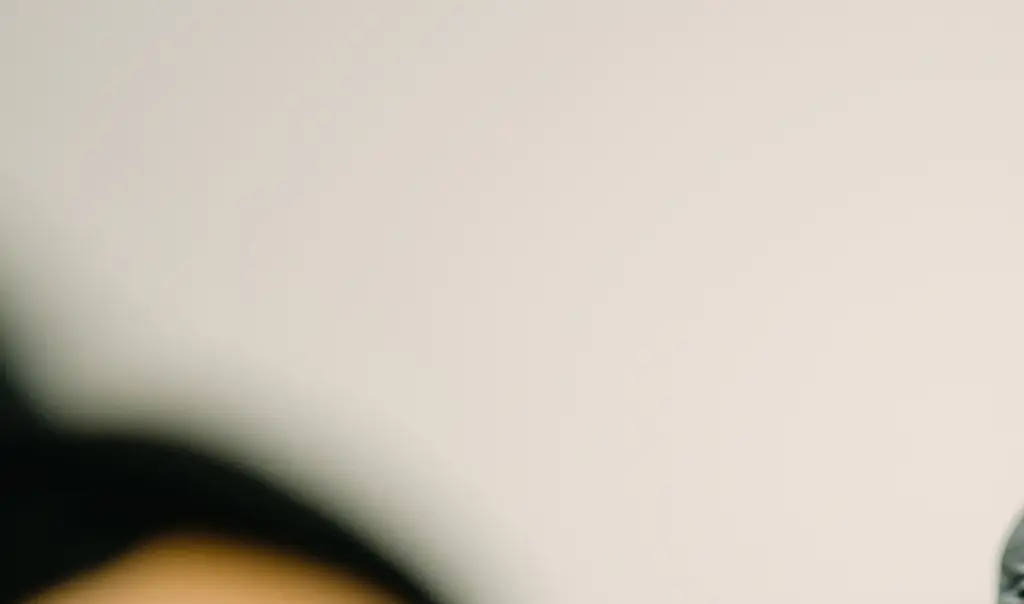 Influencer dies suddenly aged 45 while undergoing back tattoo