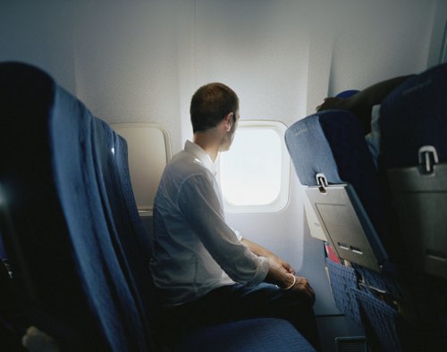 Expert warns travelers never to wear this common style of shoe on a plane