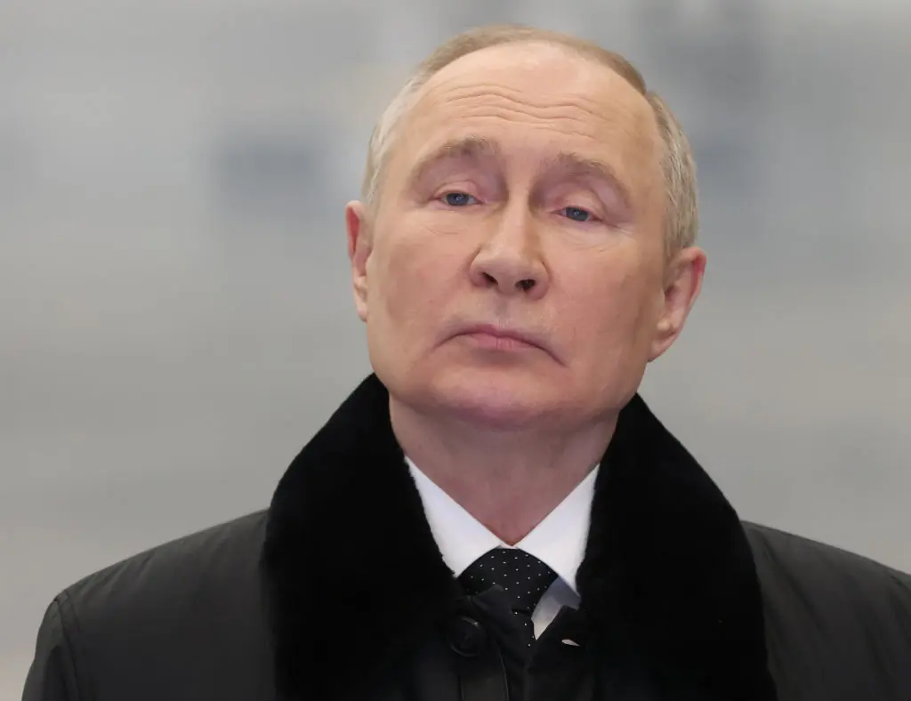 Russia issues chilling World War 3 threat to US and Britain if Trump makes one single move