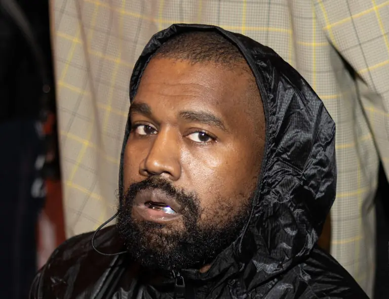 Kanye West posts disgusting X-rated tweet about Taylor Swift