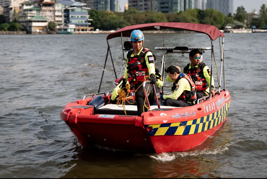 Horror details as body of woman is found chained 'by neck' and tied underwater by two dumbbells