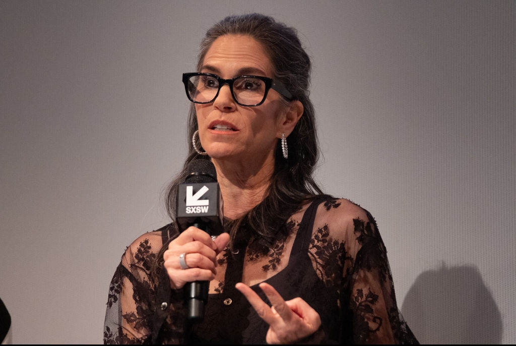 Jamie Gertz