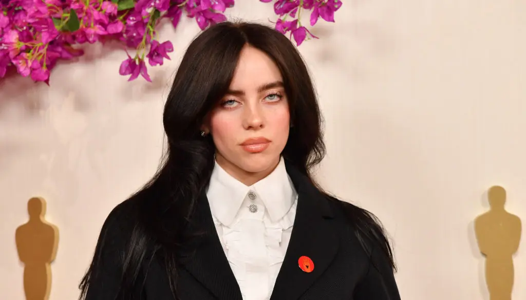 Billie Eilish lost 100,000 followers on Instagram in one hour after posting one photo