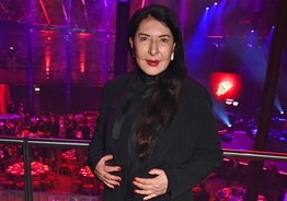 Artist thought she was going 'to die' after letting spectators do whatever they wanted for 6 hours