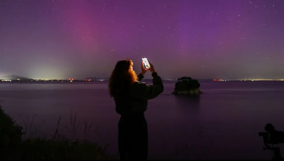 Why using your cell phone is one of the best ways to see the Northern and Southern Lights