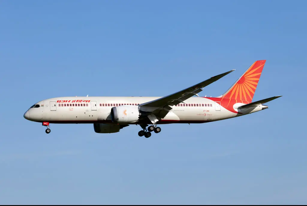 Pilot made 'mayday signal' before plane carrying up to 244 people bound for UK crashed