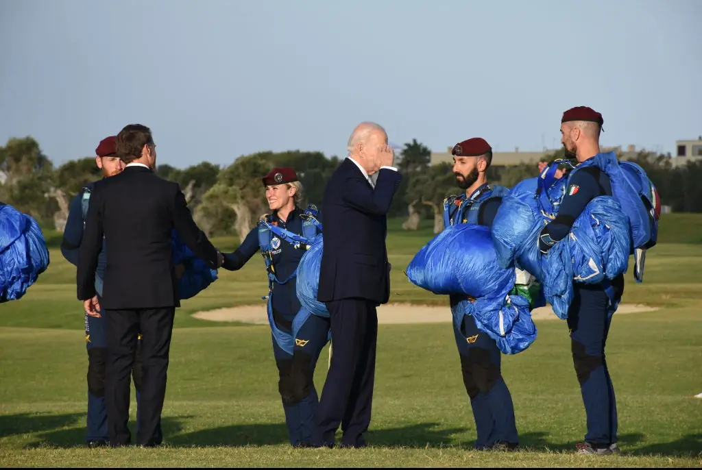 UK Prime Minister Rishi Sunak speaks out on what was really going on when Biden 'wandered off' in viral video