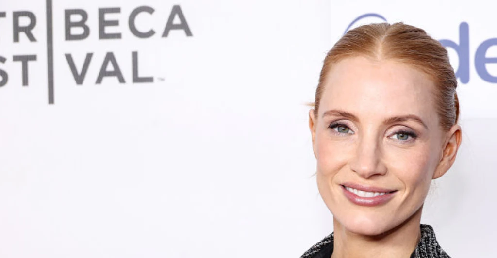 Jessica Chastain leaves fans divided with 'tone-deaf' complaint about $15 flight refund: 'Read the room'