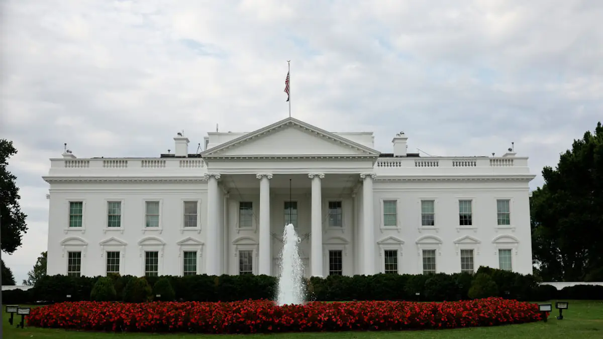 Suspected gunman shot dead after 'opening fire outside White House'