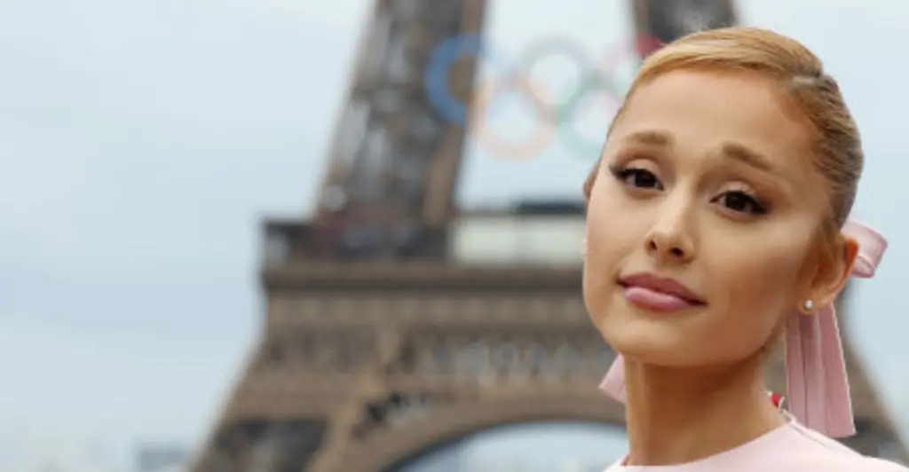 Ariana Grande reveals how her dad responded to her using his last name in Wicked credits