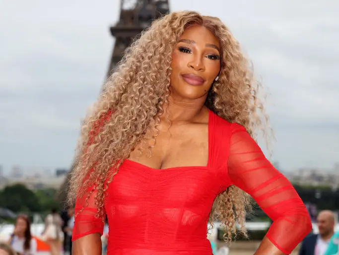 Serena Williams calls out Paris restaurant as she claims it turned her and her kids away