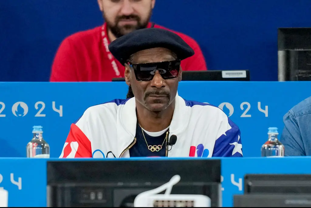 Eagle-eyed Olympics viewers expose huge lie during Snoop Dogg performance at closing ceremony