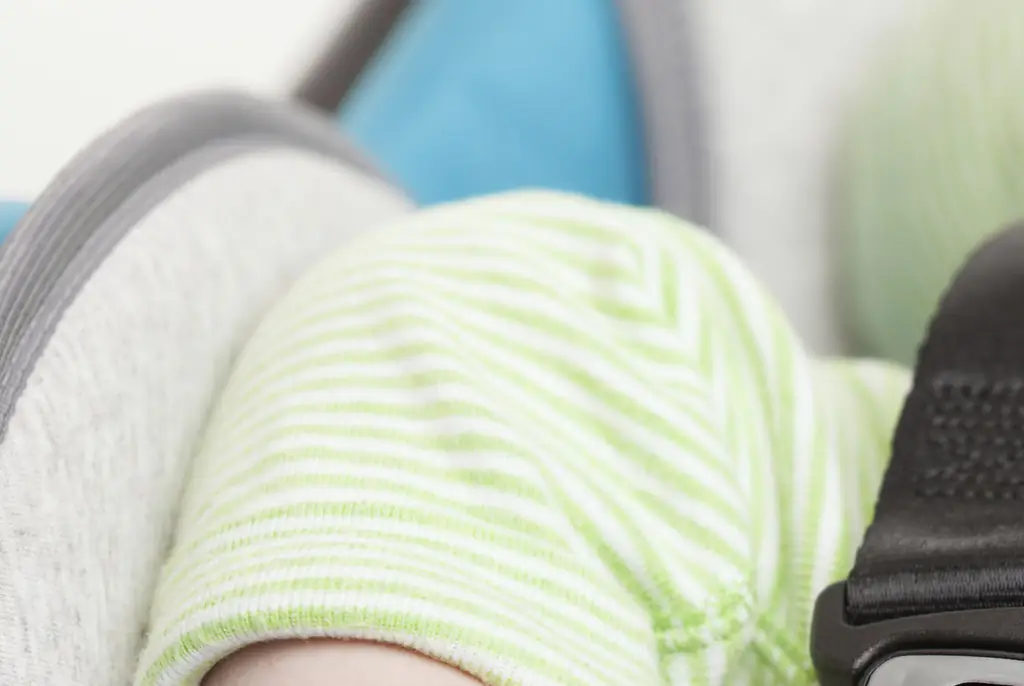 Mom found guilty of manslaughter after failing to strap six-month-old baby into car seat properly