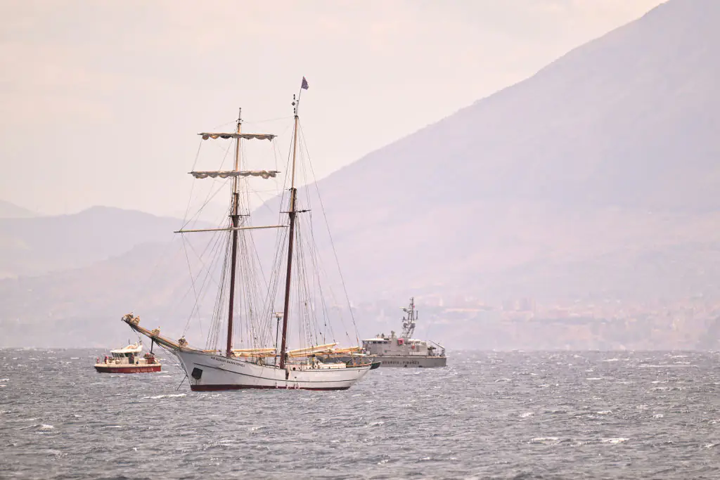 1 dead and 2 Americans are among 6 missing after luxury yacht capsizes in brutal storm near Sicily