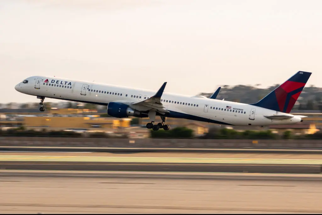 The alleged incident occurred on a Delta plane. Credit: Kevin Carter / Getty