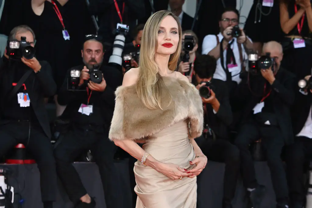 Jolie attends the screening of 