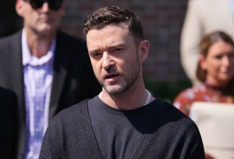 Lyme disease symptoms revealed as Justin Timberlake opens up about diagnosis