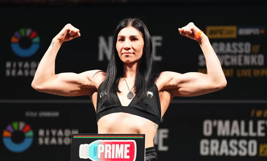 UFC star left unrecognizable after being brutalized in fight: 'She can’t even see'