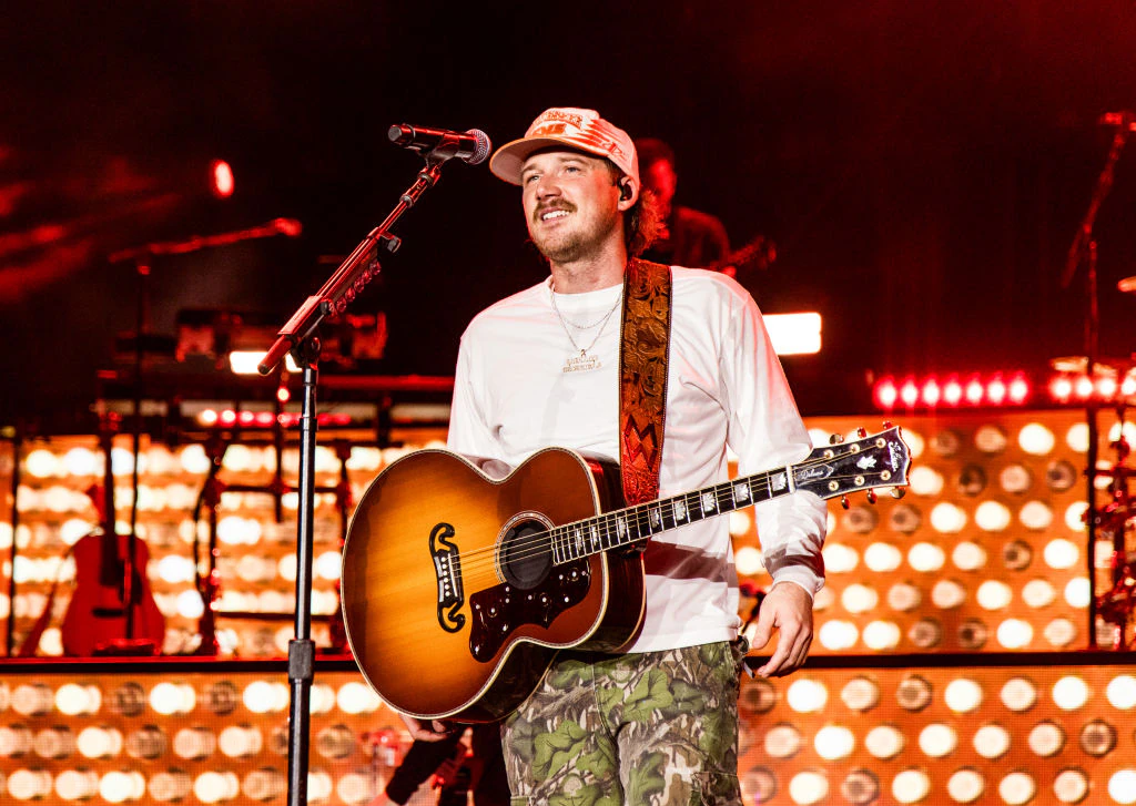 Morgan Wallen calls out 'side chicks' in audience at his show after Coldplay kiss cam scandal