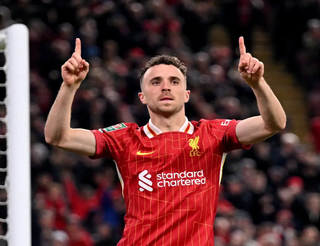 Further heartbreaking details of Diogo Jota's fatal car crash revealed as debris of Lamborghini is pictured - Article Image 1