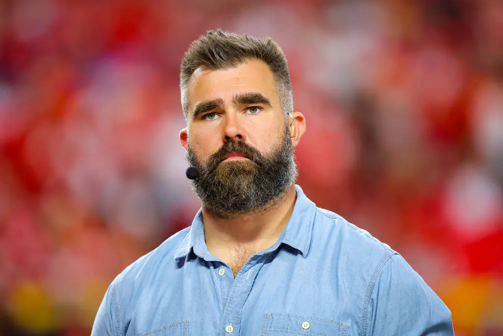 Jason Kelce slams fan's phone to the ground after they called brother Travis a homophobic slur for dating Taylor Swift