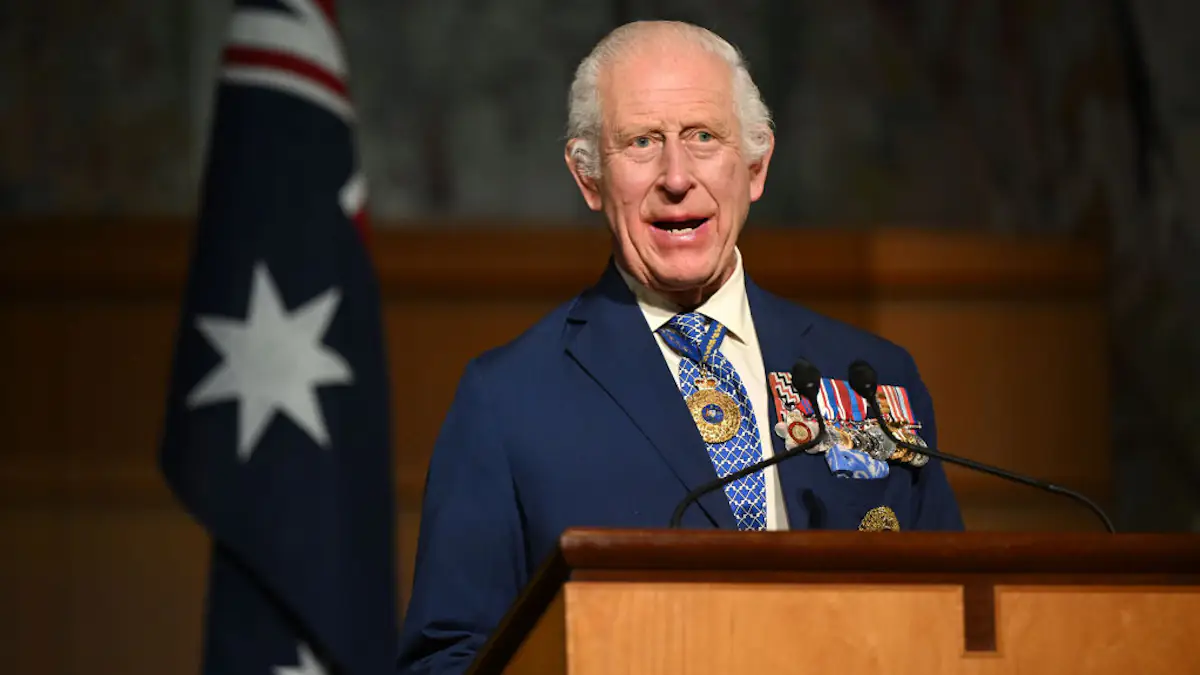 Moment angry Australian senator yells heated tirade at King Charles and ...