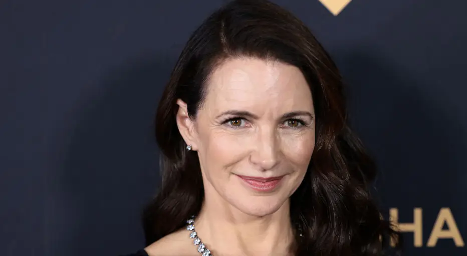 Kristin Davis accuses 'Sex and the City' showrunner of 'forcing' her to go topless in scene