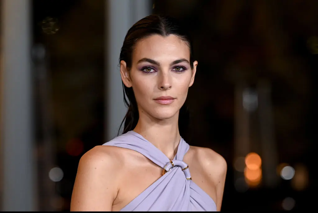 Leonardo DiCaprio’s girlfriend Vittoria Ceretti shares awkward wardrobe malfunction at Bezos wedding