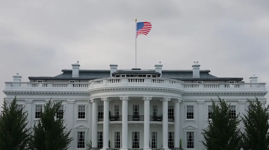 Secret Service shoots armed man in confrontation near White House