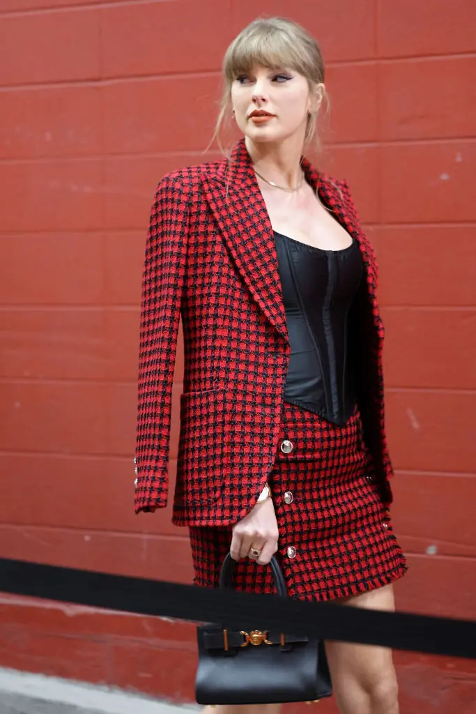 Swift once again highlighted that good manners never go out of style. Credit: Jamie Squire / Getty