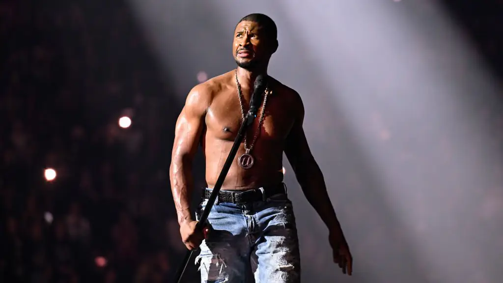 Usher responds to viral claims he used a ‘clone’ after fans weren’t sure it was really him onstage