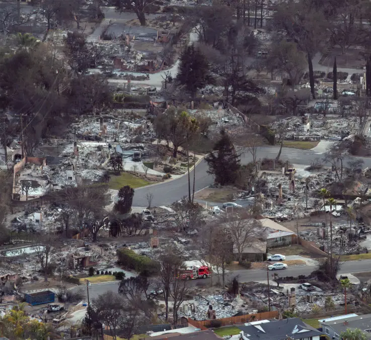 Many homes have burnt down. Credit: David McNew / Getty