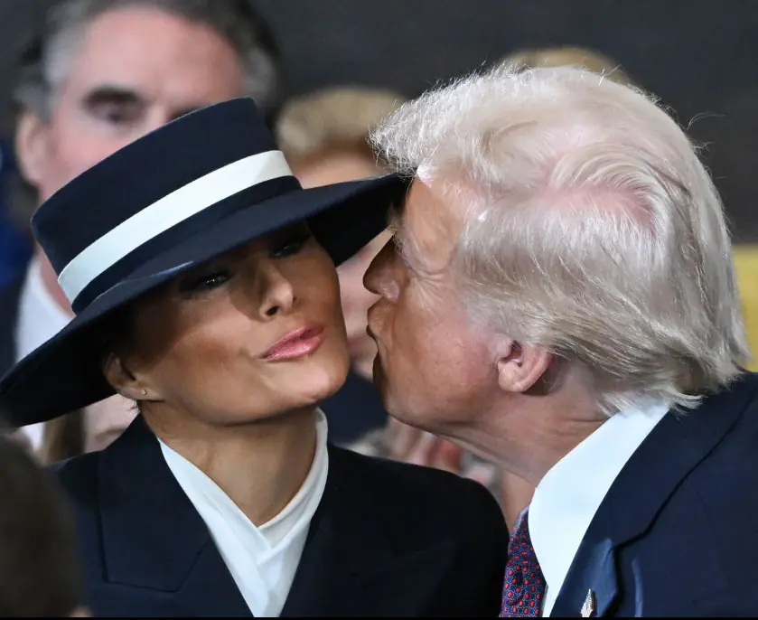 Social media users share simple reason why Trump didn't kiss Melania after 'air kiss' goes viral - Article Image 2