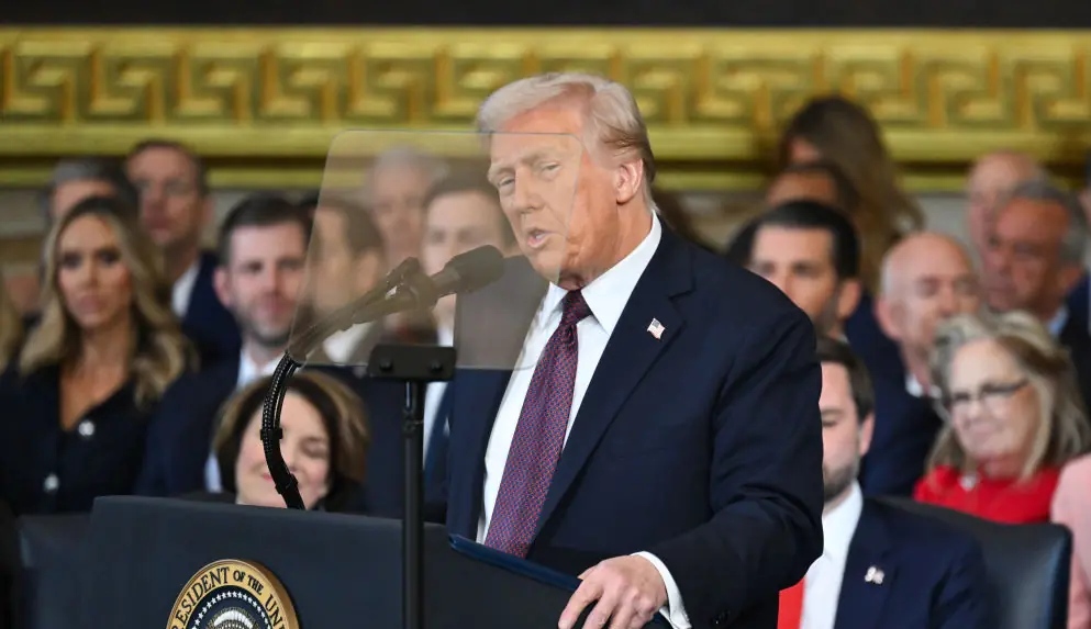 Hillary Clinton 'couldn't contain' her true feelings as Donald Trump said he would change the name of the Gulf of Mexico