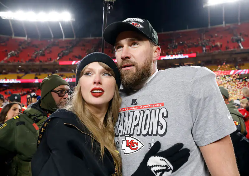 Taylor Swift announces engagement to Travis Kelce