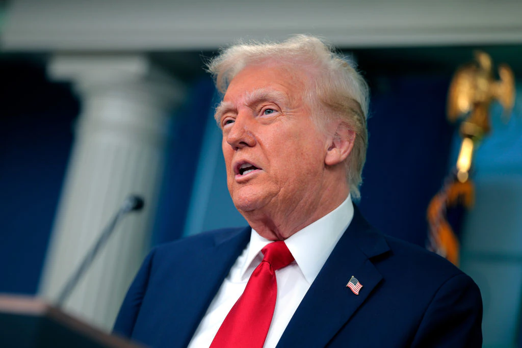 Trump defends Qatar's 'free $400,000,000 palace in the sky' gift amid backlash