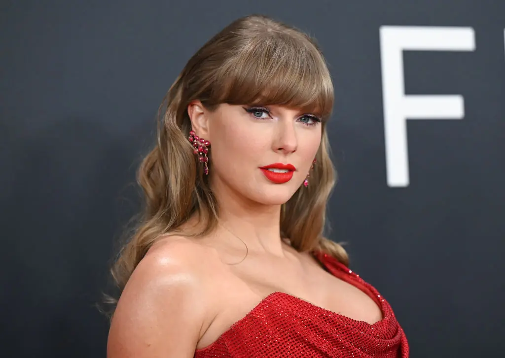 Taylor Swift releases 'Charli XCX diss track' on her new album - makes a serious allegation