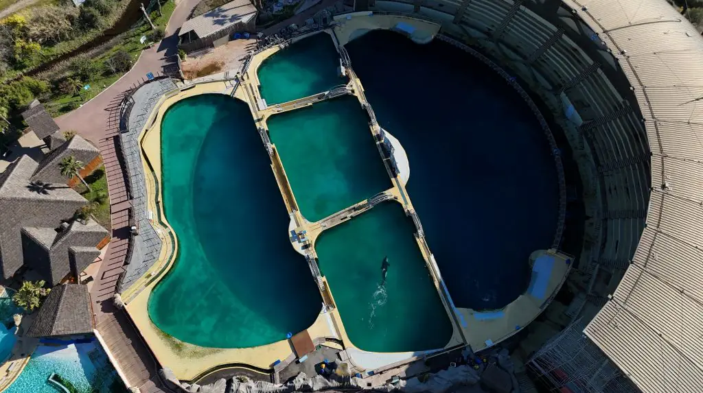 : An aerial view of the now-closed Hotel Marineland in Antibes, France. Credit: Mohamad Salaheldin Abdelg Alsayed/Anadolu via Getty Images