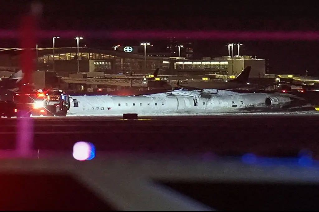 The wreckage of Delta Air Line's Endeavor Flight 4819. Credit: Mert Alper Dervis /Anadolu via Getty Images