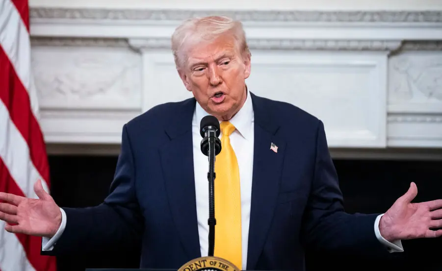 President Trump calls out governor face-to-face during conference following controversial executive order