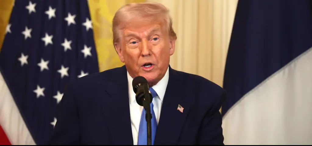 President Trump reveals who he believes killed JFK after releasing assassination files