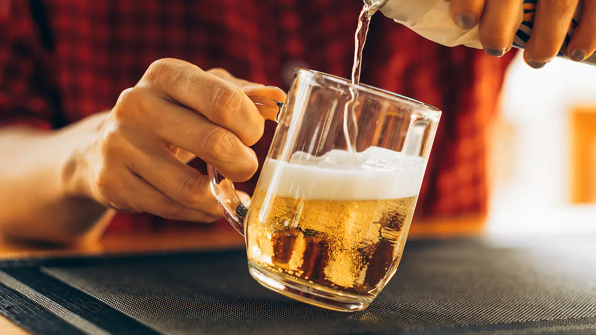 Man Documents Dramatic Transformation After Four Months Of Steroids And Drinking 24 Beers Daily