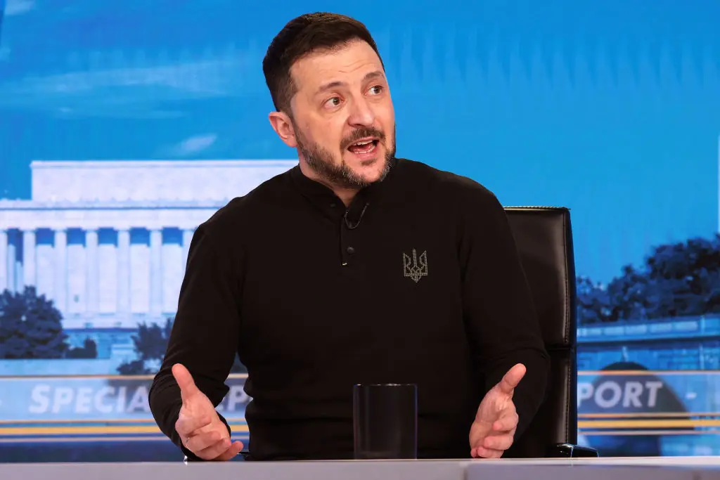President Zelenskyy offers 8-word response when asked if he feels he should apologize to Trump