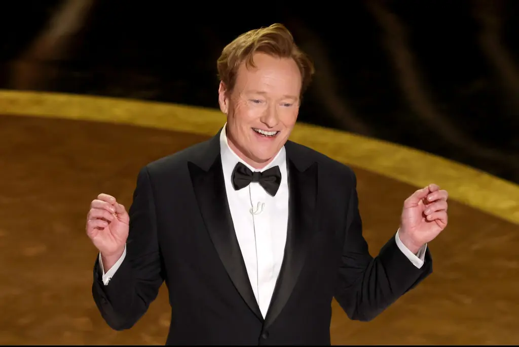 Conan O'Brien kicks off Oscars with brutal joke about Karla Sofía Gascón's tweeting controversy